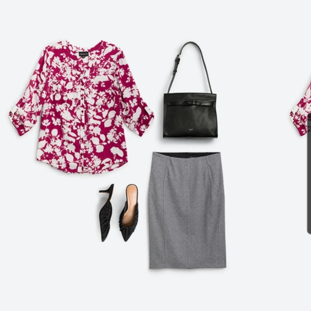 Fortune And Ivy Button Down. Size Small - image 4